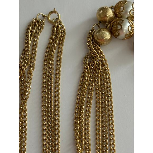 Vintage 70's Gold Tone Chunky Station Necklace Chain Faux Pearls Extra Long - Picture 3 of 3
